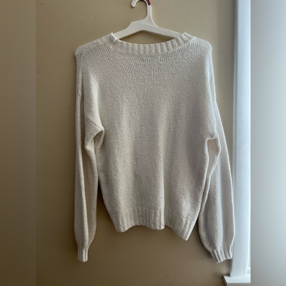 Hollister Cream Cozy Soft Casual Sweater - Picture 3 of 5